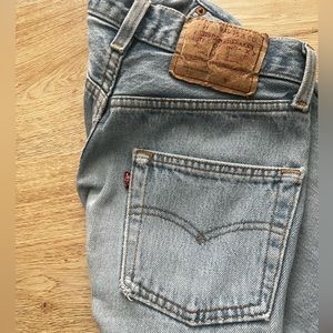 LEVIS 501 JEANS
